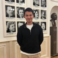 Азиз Абдухалилов